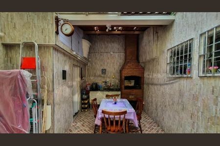 Casa à venda com 3 quartos, 113m² em Vila Nair, São Paulo