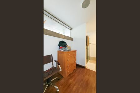 Casa de condomínio à venda com 830m², 6 quartos e 10 vagas Casa de condomínio à venda com 830m², 6 quartos e 10 vagasSuíte 2