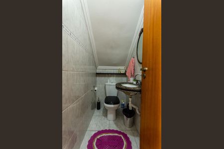 Casa à venda com 219m², 3 quartos e 4 vagas Casa à venda com 219m², 3 quartos e 4 vagasLavabo