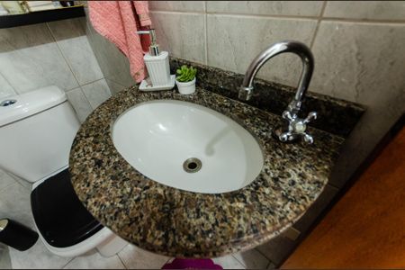 Casa à venda com 219m², 3 quartos e 4 vagas Casa à venda com 219m², 3 quartos e 4 vagasLavabo