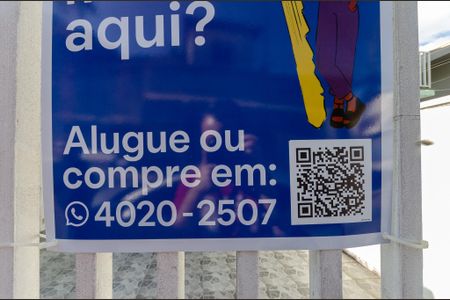 Casa à venda com 219m², 3 quartos e 4 vagas Casa à venda com 219m², 3 quartos e 4 vagasPlaca