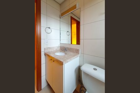 Apartamento à venda com 158m², 4 quartos e 4 vagasBanheiro da Suíte 2