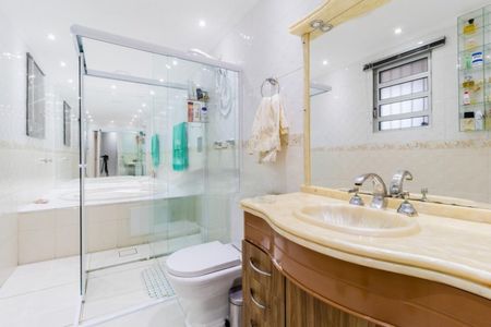Casa à venda com 4 quartos, 183m² em Vila Monumento, São Paulo