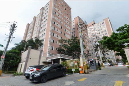 Apartamento à venda com 47m², 2 quartos e 1 vaga Apartamento à venda com 47m², 2 quartos e 1 vagaFachada