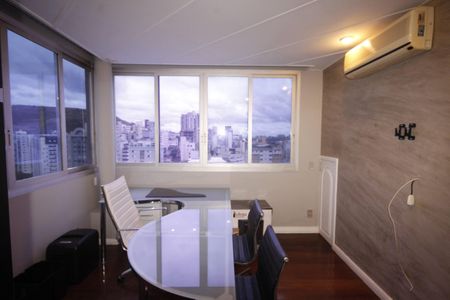 Apartamento à venda com 166m², 4 quartos e 2 vagasQuarto 3