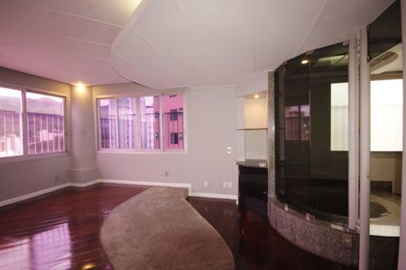 Apartamento à venda com 166m², 4 quartos e 2 vagasQuarto 4