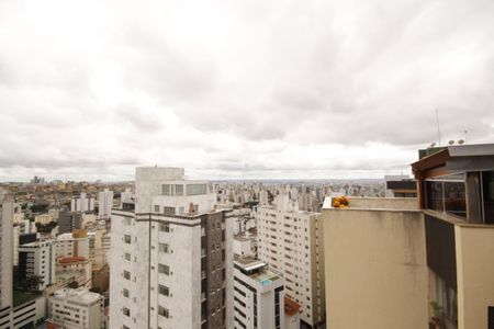 Apartamento à venda com 166m², 4 quartos e 2 vagasVista