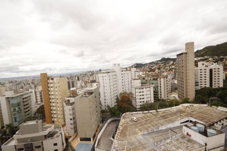 Apartamento à venda com 166m², 4 quartos e 2 vagasVista