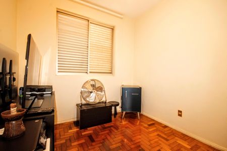 Apartamento à venda com 166m², 4 quartos e 2 vagasQuarto 1