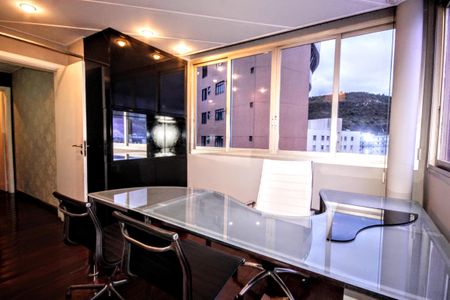 Apartamento à venda com 166m², 4 quartos e 2 vagasQuarto 3