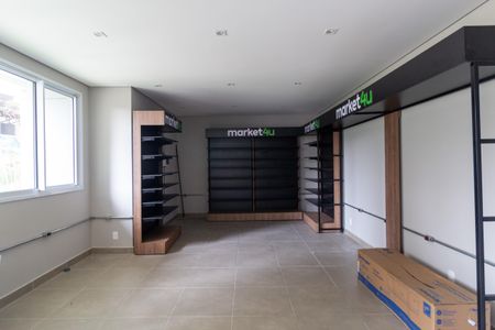 Apartamento para alugar com 42m², 2 quartos e sem vaga Apartamento para alugar com 42m², 2 quartos e sem vagaMini Mercado