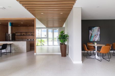 Apartamento para alugar com 42m², 2 quartos e sem vaga Apartamento para alugar com 42m², 2 quartos e sem vagaÁrea comum - Salão de festas Gourmet