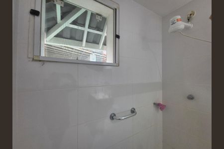 Casa de condomínio à venda com 250m², 4 quartos e 3 vagasBanheiro da Suíte 1