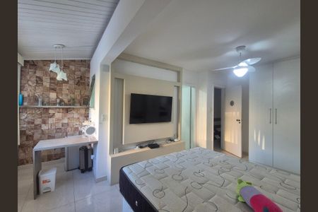 Casa de condomínio à venda com 250m², 4 quartos e 3 vagasSuíte 2