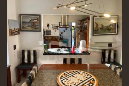 Casa à venda com 3 quartos, 200m² em Aclimação, São Paulo