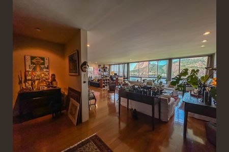 Apartamento à venda com 268m², 4 quartos e 1 vagaSala