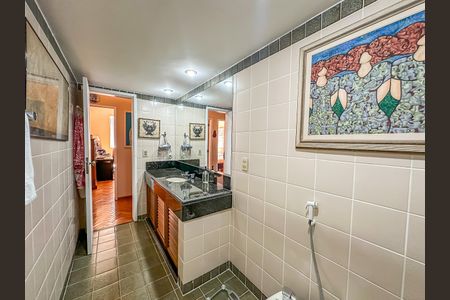 Apartamento à venda com 268m², 4 quartos e 1 vagaBanheiro