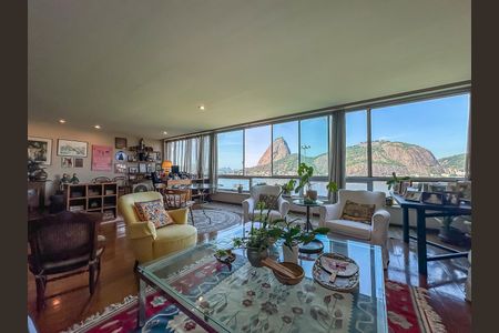 Apartamento à venda com 268m², 4 quartos e 1 vagaSala