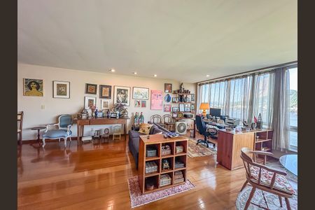 Apartamento à venda com 268m², 4 quartos e 1 vagaSala