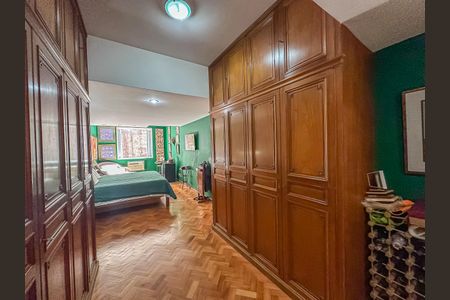 Apartamento à venda com 268m², 4 quartos e 1 vagaQuarto