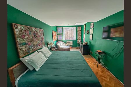 Apartamento à venda com 268m², 4 quartos e 1 vagaQuarto