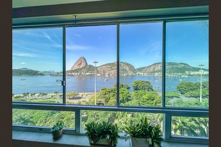 Apartamento à venda com 268m², 4 quartos e 1 vagavaranda