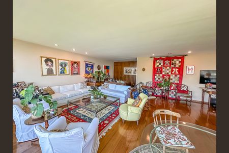 Apartamento à venda com 268m², 4 quartos e 1 vagaSala