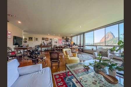 Apartamento à venda com 268m², 4 quartos e 1 vagaSala