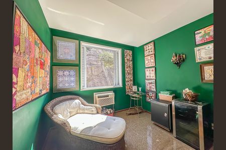 Apartamento à venda com 268m², 4 quartos e 1 vagaQuarto