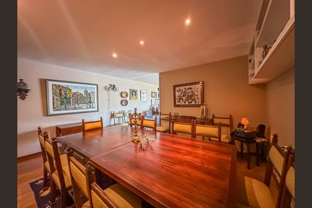 Apartamento à venda com 268m², 4 quartos e 1 vagaSala