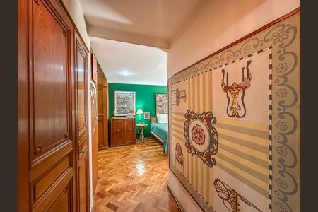 Apartamento à venda com 268m², 4 quartos e 1 vagaQuarto