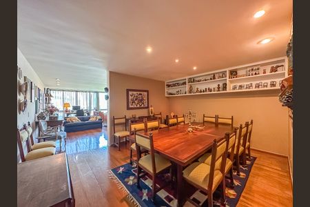 Apartamento à venda com 268m², 4 quartos e 1 vagaSala