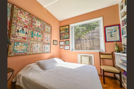 Apartamento à venda com 268m², 4 quartos e 1 vagaQuarto 2