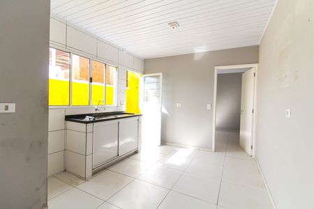 Casa para alugar com 70m², 2 quartos e 1 vaga Casa para alugar com 70m², 2 quartos e 1 vagaCozinha
