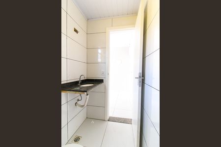 Casa para alugar com 70m², 2 quartos e 1 vaga Casa para alugar com 70m², 2 quartos e 1 vagaBanheiro