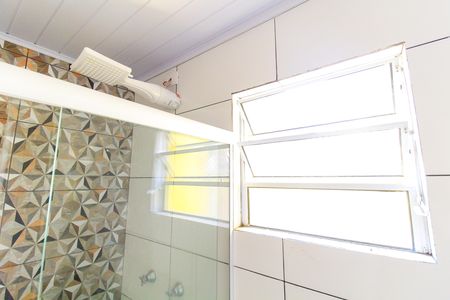 Casa para alugar com 70m², 2 quartos e 1 vaga Casa para alugar com 70m², 2 quartos e 1 vagaBanheiro