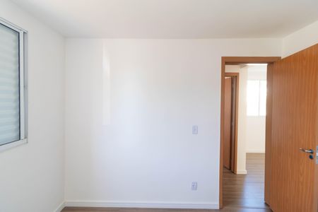 Apartamento à venda com 43m², 2 quartos e 1 vaga Apartamento à venda com 43m², 2 quartos e 1 vagaQuarto 02