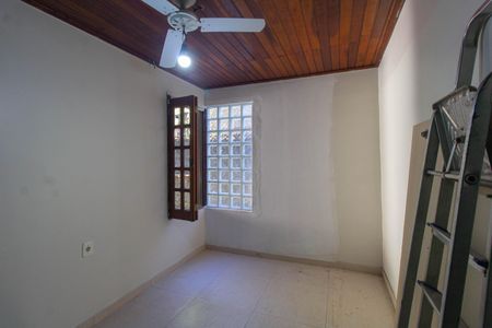Casa à venda com 199m², 2 quartos e 2 vagas Casa à venda com 199m², 2 quartos e 2 vagasQuarto 2