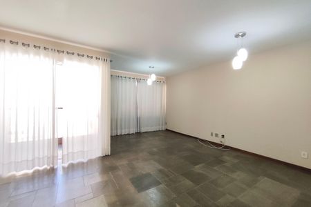 Apartamento para alugar com 160m², 3 quartos e 2 vagas Apartamento para alugar com 160m², 3 quartos e 2 vagasSala
