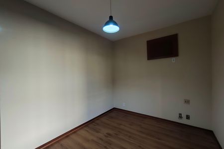 Apartamento para alugar com 160m², 3 quartos e 2 vagas Apartamento para alugar com 160m², 3 quartos e 2 vagasQuarto Suíte