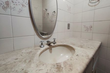 Apartamento para alugar com 160m², 3 quartos e 2 vagas Apartamento para alugar com 160m², 3 quartos e 2 vagasBanheiro Social