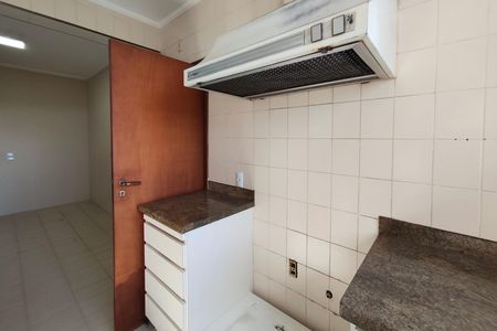 Apartamento para alugar com 160m², 3 quartos e 2 vagas Apartamento para alugar com 160m², 3 quartos e 2 vagasCozinha