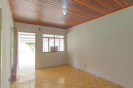 Casa de condomínio à venda com 55m², 2 quartos e 2 vagasSala