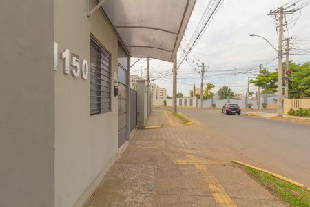 Casa de condomínio à venda com 55m², 2 quartos e 2 vagasFachada e Portaria