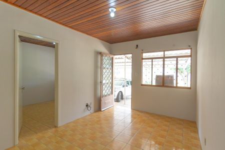 Casa de condomínio à venda com 55m², 2 quartos e 2 vagasSala
