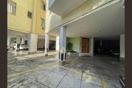 Apartamento à venda com 85m², 2 quartos e 1 vagaÁrea comum