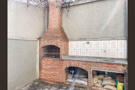 Apartamento à venda com 85m², 2 quartos e 1 vagaÁrea comum