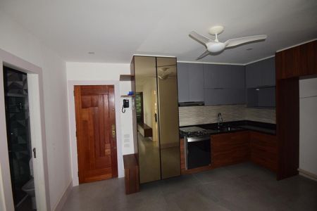 Apartamento para alugar com 67m², 2 quartos e 1 vaga Apartamento para alugar com 67m², 2 quartos e 1 vagaSala/Cozinha