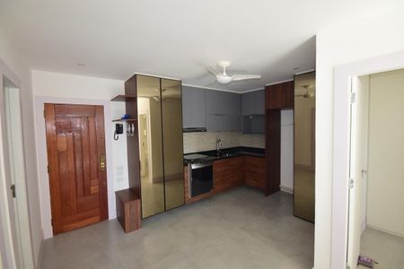 Apartamento para alugar com 67m², 2 quartos e 1 vaga Apartamento para alugar com 67m², 2 quartos e 1 vagaSala/Cozinha