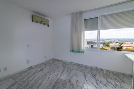 Casa de condomínio para alugar com 300m², 3 quartos e 4 vagasSuíte 3